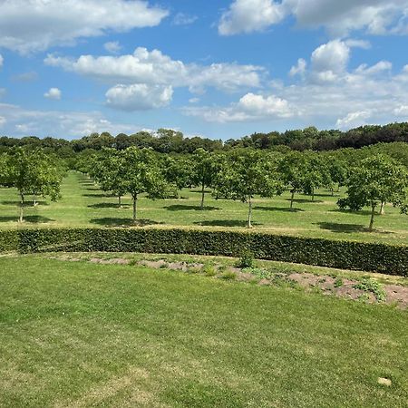 Domaine De La Noiseraie Rhisnes Exterior foto